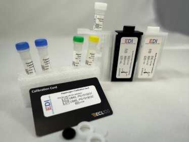 cl0810-reagents-blur-background